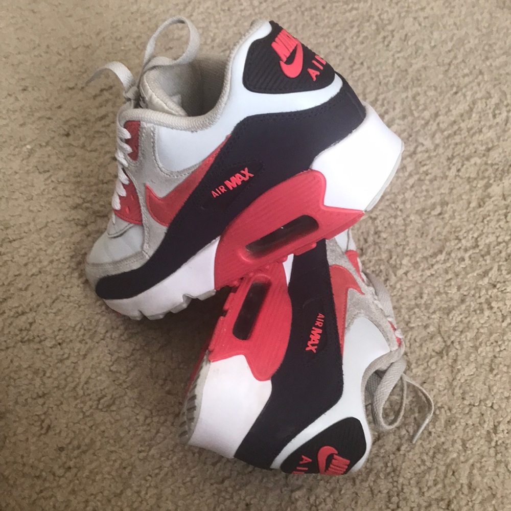 Nike Air Max 90 Size 5.5Y